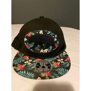 SOLE ADDICTION HAT CALIFORNIA BEAR WITH FLOWERS DESIGN